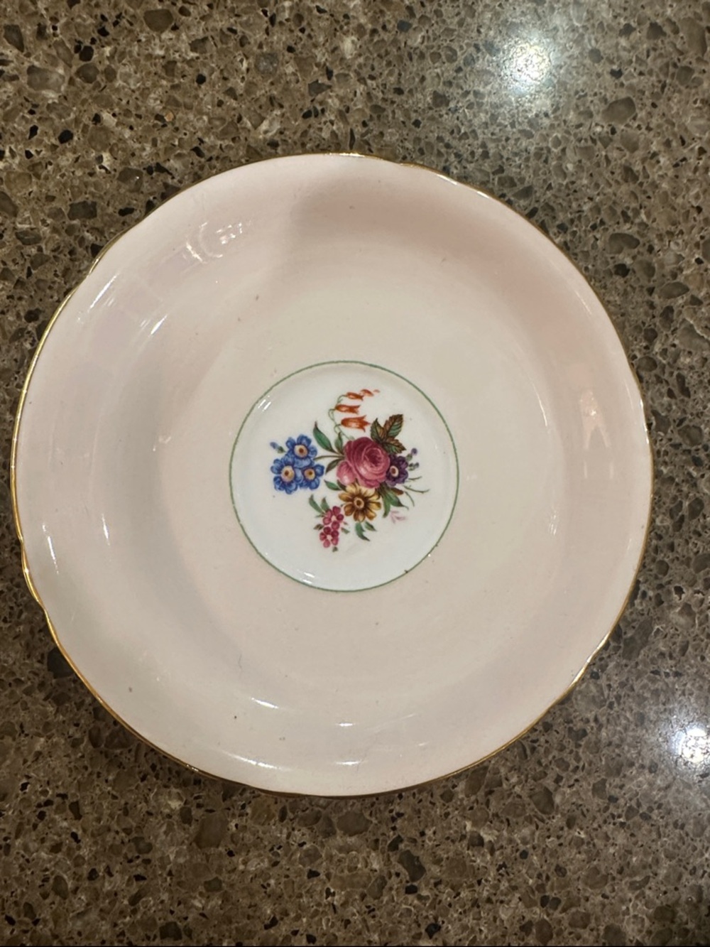 Antique Grosvenor Floral Accent plate - Pink with Gold Trim